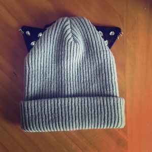 Cara New York cat ears beanie